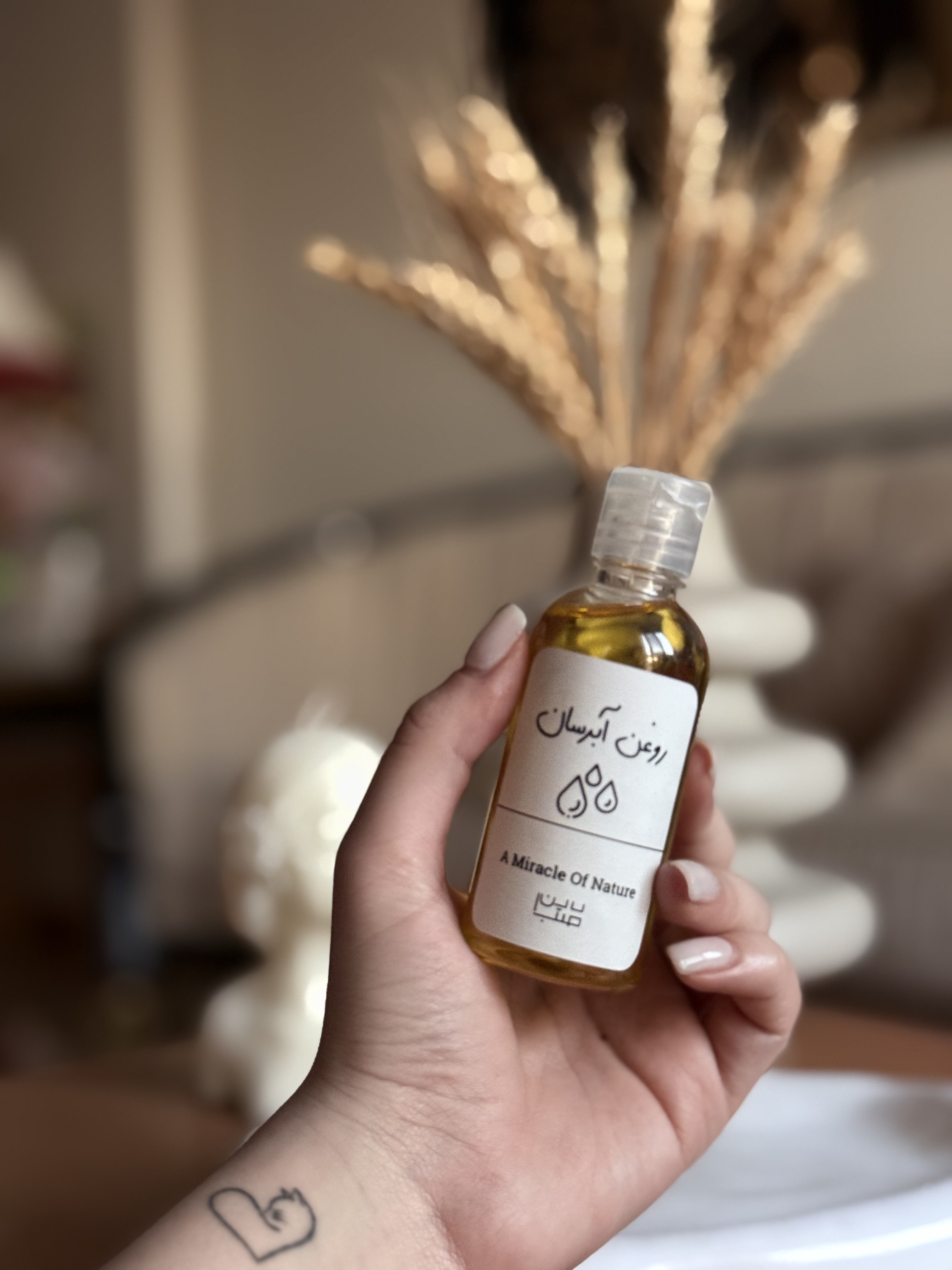 روغن آبرسان ساقه مو